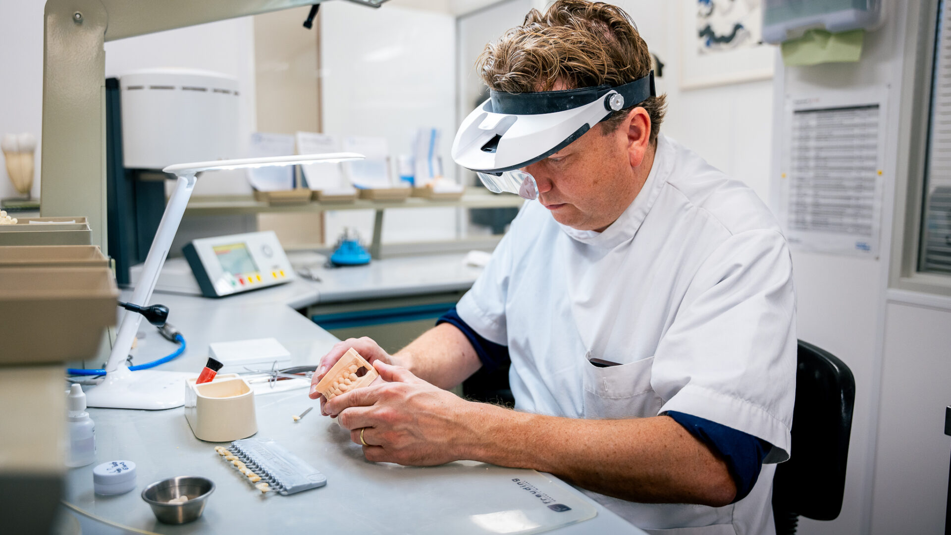 Smart Dentals - 3W - LR-25 Smart Dentals - 3W - LR-25